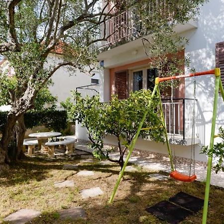 Apartments Yo Lee Bibinje Exterior photo